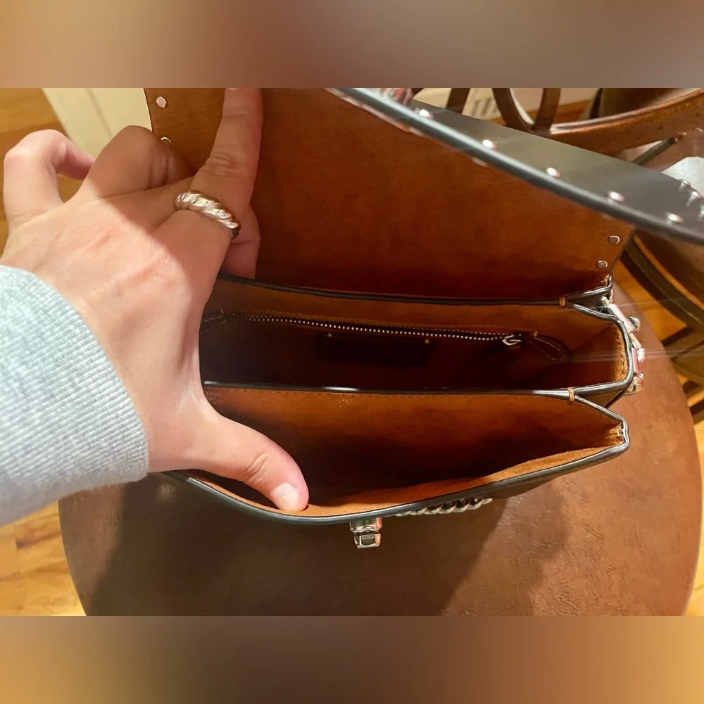 Coach Cassie 19 Shoulder Bag with Rivets - Picture 5 of 6